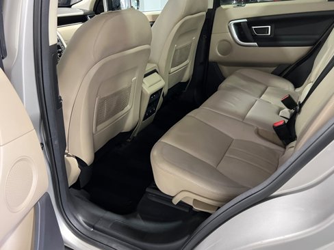 Used 2017 Land Rover Discovery Sport HSE image 43