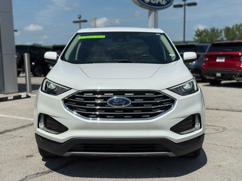 Used 2022 Ford Edge SEL w/ Convenience Package image 2