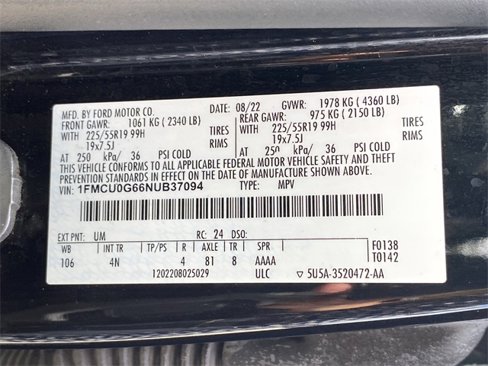 Used 2022 Ford Escape SE w/ SE Sport Appearance Package image 38