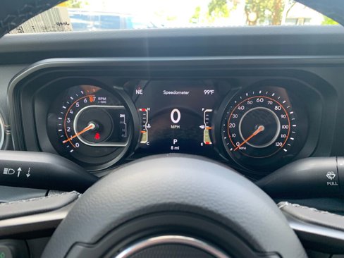New 2025 Jeep Gladiator Sport image 18
