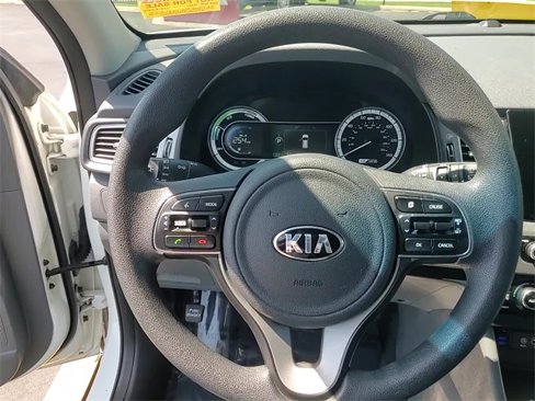 Used 2018 Kia Niro LX image 15