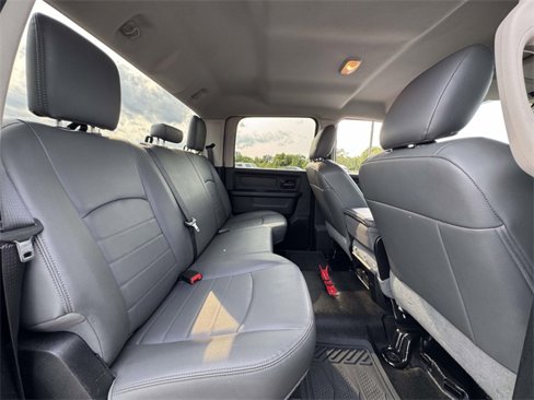 Used 2017 RAM 3500 Tradesman image 16