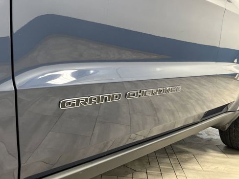 Certified 2021 Jeep Grand Cherokee Limited image 36