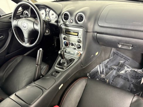 Used 2004 MAZDA MX-5 Miata MAZDASPEED w/ Grand Touring Pkg image 24
