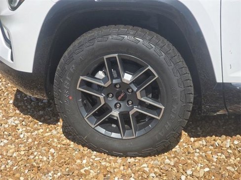 New 2026 GMC Terrain AT4 w/ Convenience Package III image 19