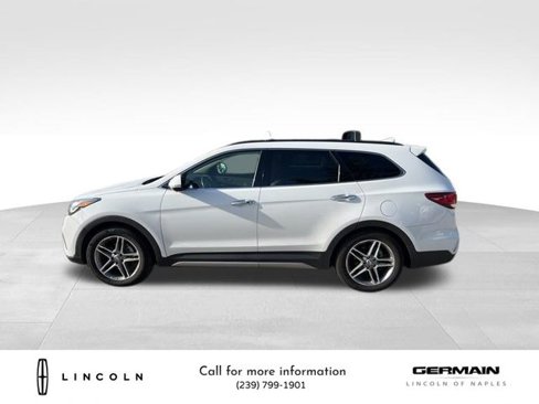Used 2018 Hyundai Santa Fe Limited image 4