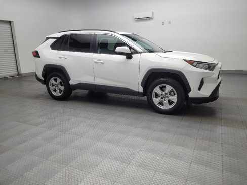 Used 2019 Toyota RAV4 XLE image 11
