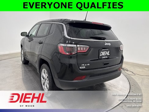 New 2025 Jeep Compass Sport image 5