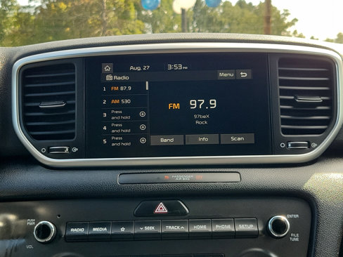 Used 2022 Kia Sportage Nightfall Edition image 16