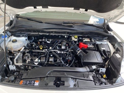 Certified 2022 Ford Escape Titanium image 39