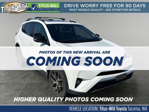 Used 2017 Toyota RAV4 SE image 1
