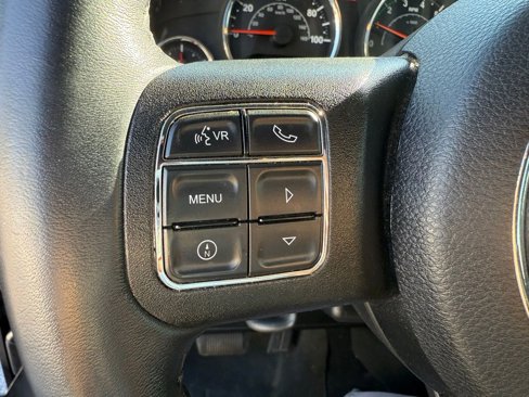 Used 2017 Jeep Wrangler Unlimited Sport w/ Connectivity Group image 15