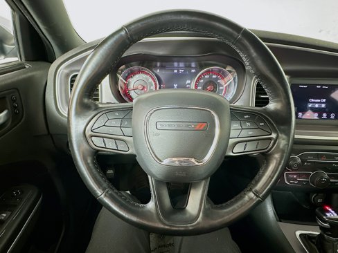 Used 2022 Dodge Charger SXT w/ Leather Interior Group image 11