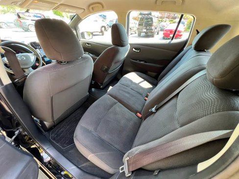 Used 2013 Nissan Leaf SV image 21
