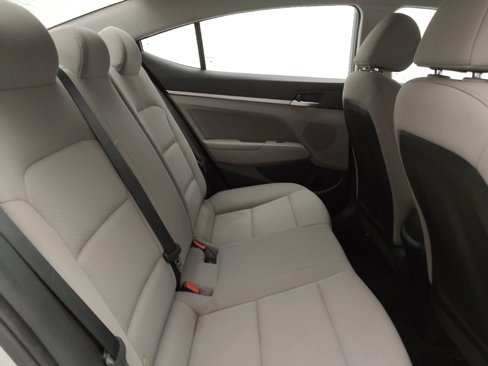 Used 2019 Hyundai Elantra SEL image 19