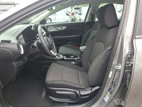 Used 2022 Kia Forte LXS image 13