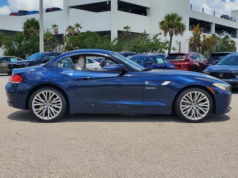 Used 2009 BMW Z4 sDrive35i image 4