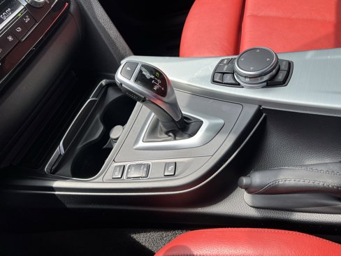 Used 2017 BMW 340i Gran Turismo xDrive image 26