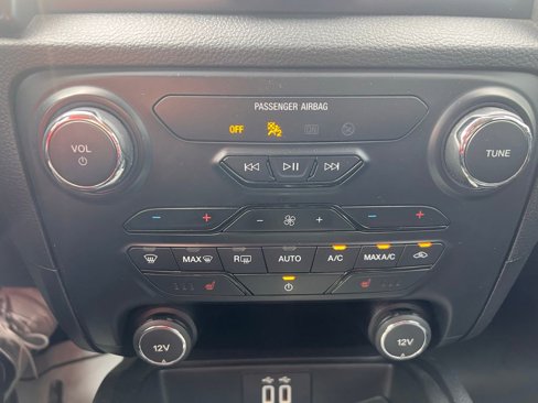 Used 2021 Ford Ranger Lariat w/ Tremor Off-Road Package image 26