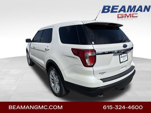 Used 2019 Ford Explorer XLT w/ Equipment Group 202A image 7
