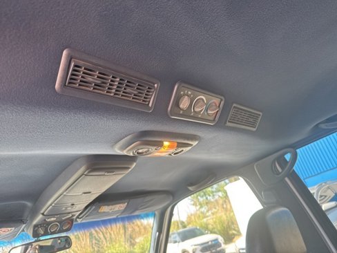 Used 1999 Chevrolet Suburban 2WD w/ Preferred Equipment Group 3 image 28