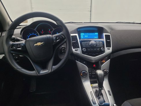 Used 2015 Chevrolet Cruze LT image 22