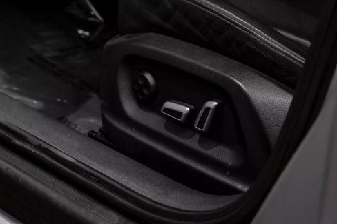 Used 2016 Audi Q3 2.0T Premium Plus w/ Technology Package image 29