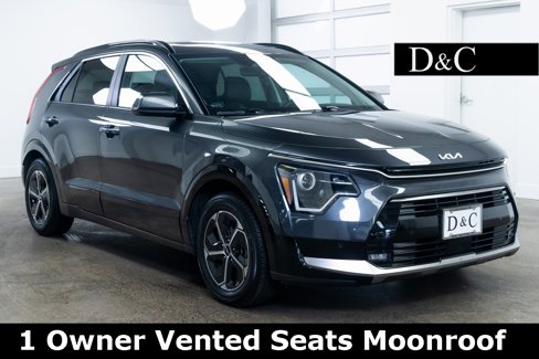 Used 2023 Kia Niro SX image 1