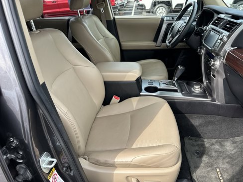 Used 2015 Toyota 4Runner 4WD image 13