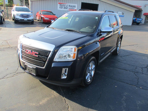 Used 2015 GMC Terrain SLE w/ Chrome Edition image 1