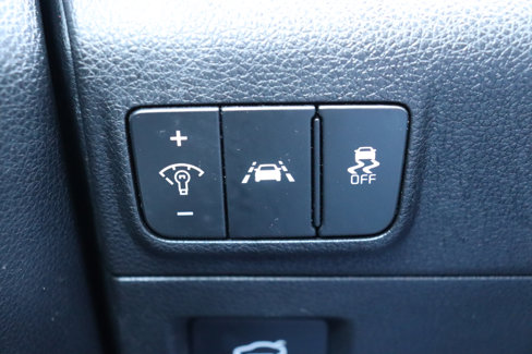 Used 2023 Kia K5 LXS image 40