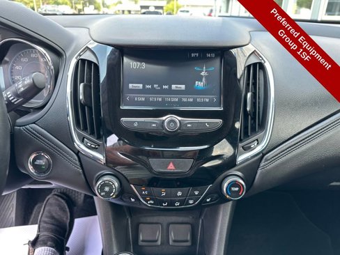 Used 2017 Chevrolet Cruze Premier image 19