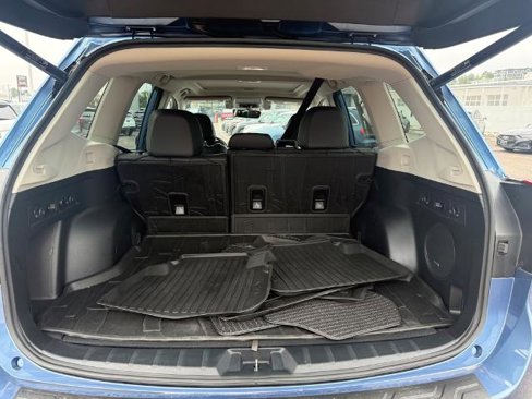 Used 2021 Subaru Forester Touring image 9