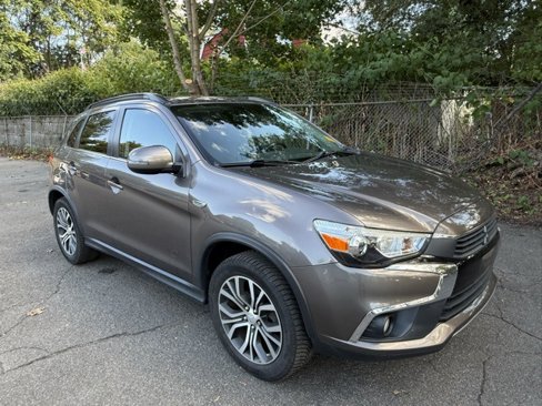 Used 2017 Mitsubishi Outlander Sport SEL image 8