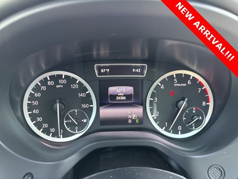 Used 2018 INFINITI QX30 Sport image 10