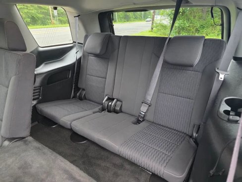 Used 2018 Chevrolet Tahoe LS w/ All-Season Package image 12