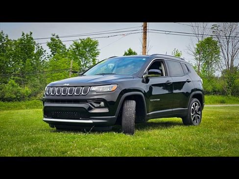 Certified 2022 Jeep Compass Limited image 8