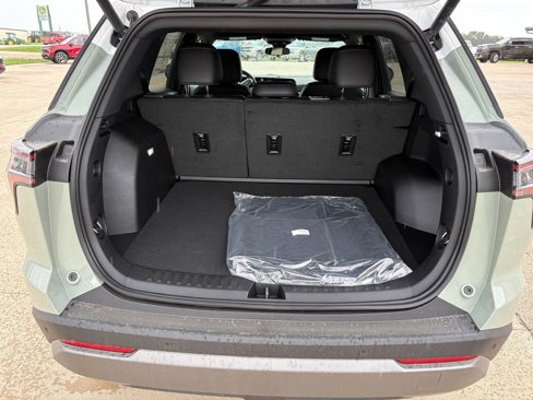 New 2026 Chevrolet Equinox LT w/ Convenience Package II image 12