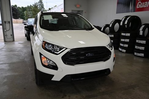 Used 2022 Ford EcoSport SES image 3