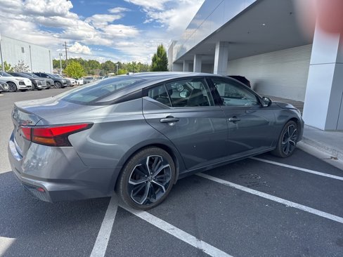 Used 2023 Nissan Altima 2.5 SR image 4
