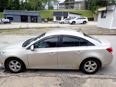 Used 2014 Chevrolet Cruze LT image 9