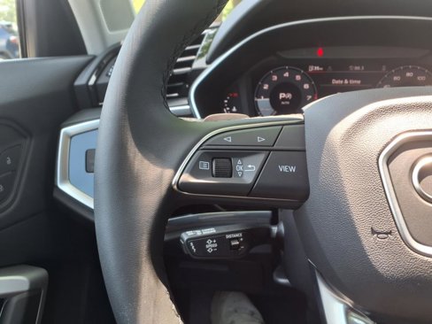 New 2025 Audi Q3 2.0T Premium image 15