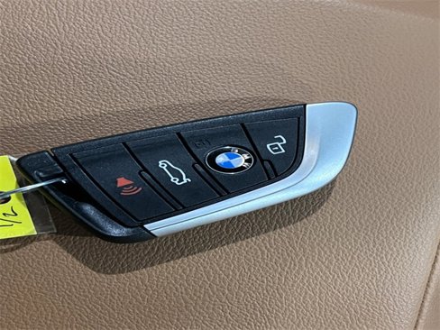 Used 2023 BMW 330i xDrive Sedan w/ Driving Assistance Package image 44
