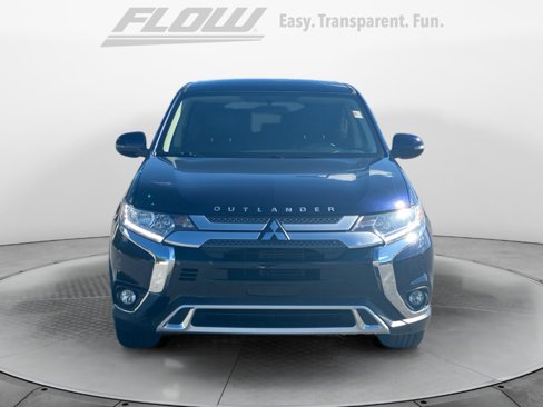 Used 2019 Mitsubishi Outlander SE image 2