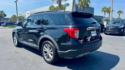 Certified 2021 Ford Explorer XLT w/ Equipment Group 202A image 11
