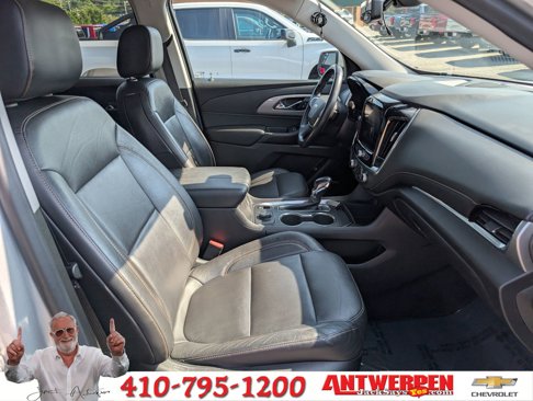 Used 2021 Chevrolet Traverse LT w/ LT Premium Package image 13
