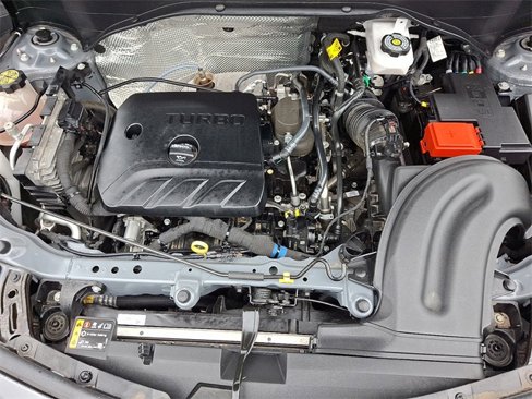 Certified 2022 Buick Encore GX Essence w/ Experience Buick Package image 29