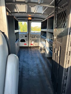 Used 2013 Ford E-250 and Econoline 250 image 13