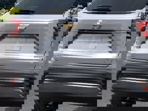 New 2025 Chevrolet Trax LT w/ Driver Confidence Package image 14