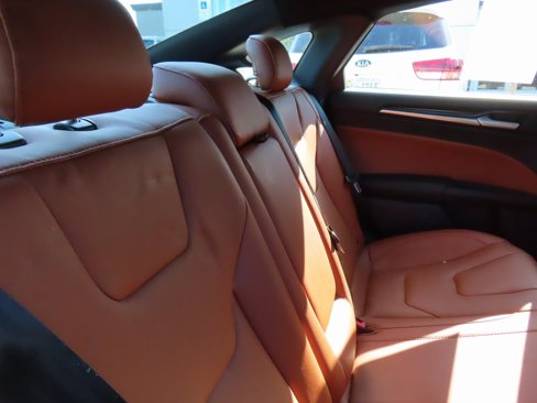 Used 2020 Ford Fusion Energi Titanium image 39